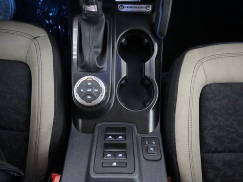 Used 2022 Ford Bronco Wildtrak AWD/4WD image 19