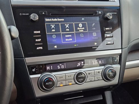 Used 2016 Subaru Outback 2.5i Limited image 19