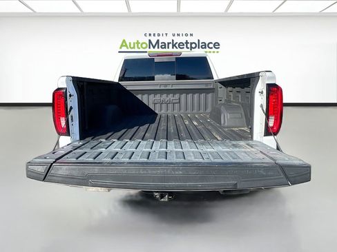 Used 2019 GMC Sierra 1500 SLT w/ SLT Premium Plus Package image 24