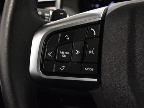 Used 2019 Land Rover Discovery Sport HSE image 19