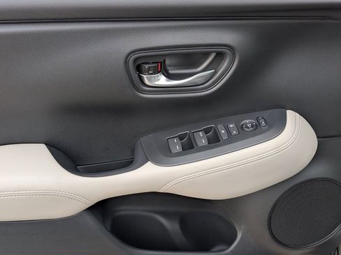 New 2026 Honda HR-V LX image 11