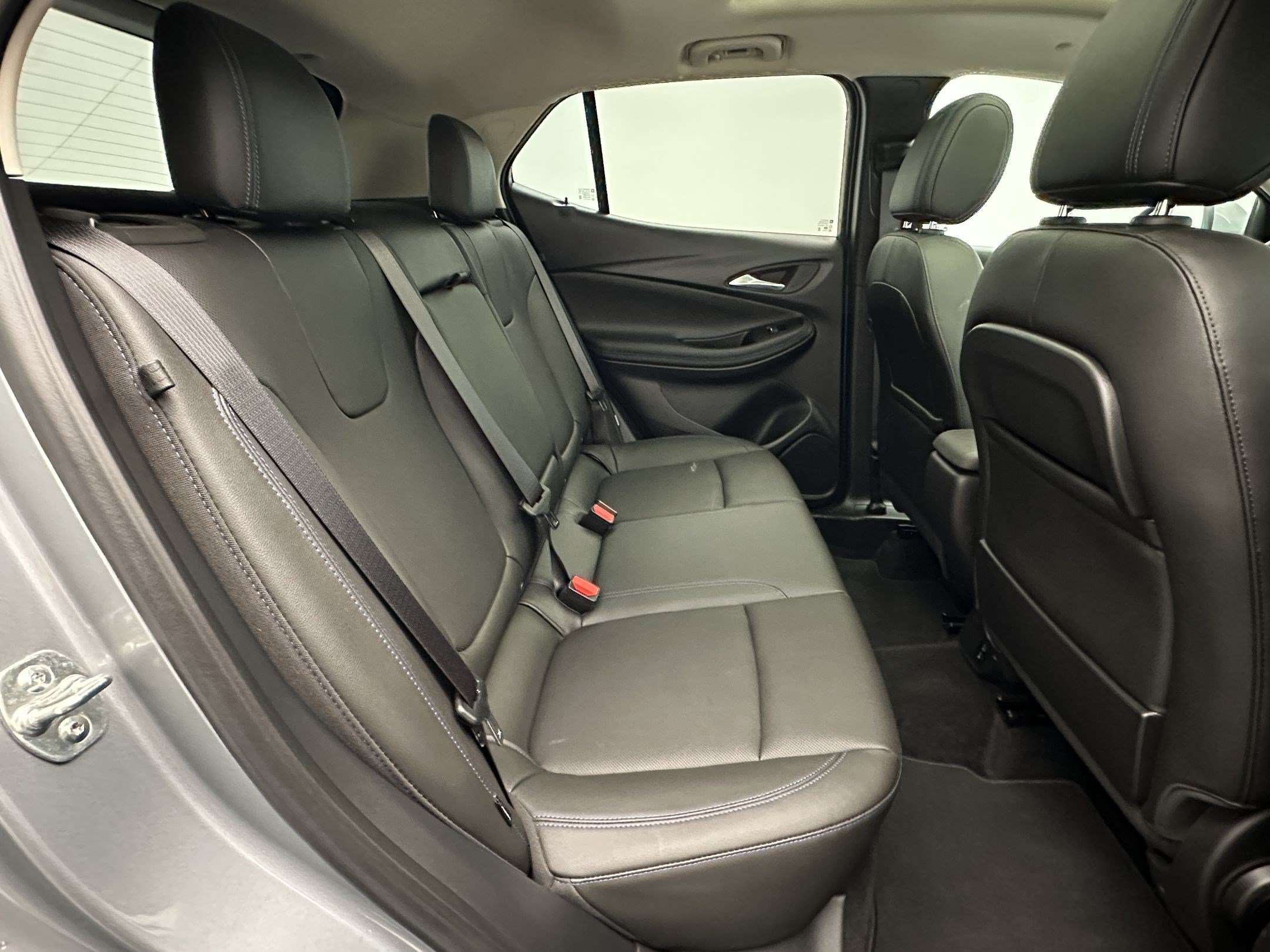 Certified 2025 Buick Encore GX Sport Touring w/ Experience Buick Package AWD/4WD image 30