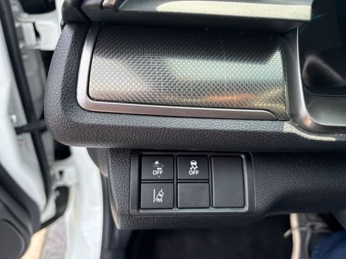 Used 2019 Honda Civic EX image 17