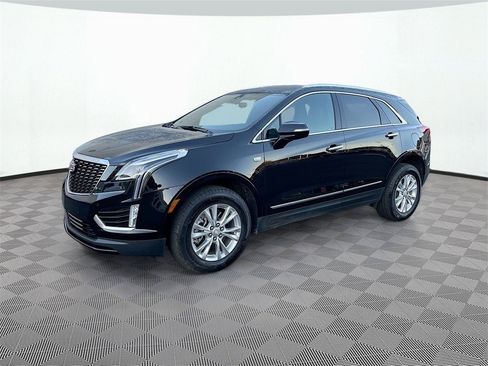 New 2025 Cadillac XT5 Luxury image 1