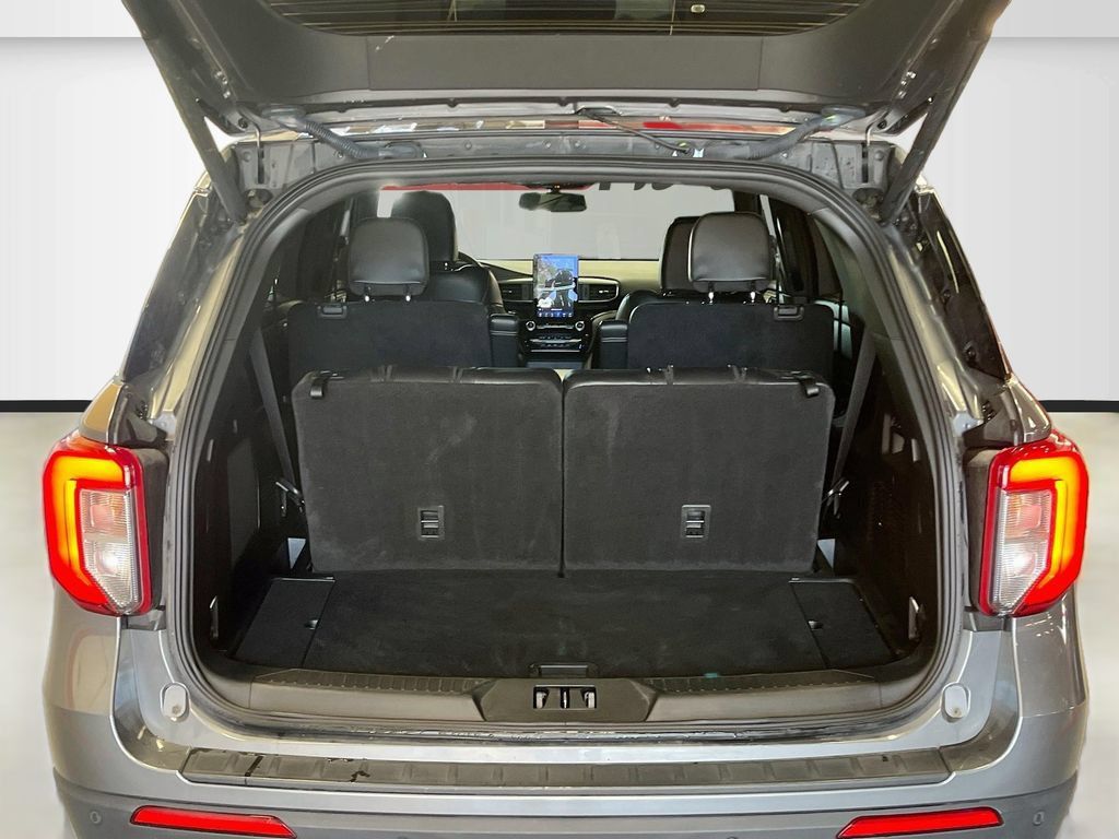 Used 2024 Ford Explorer ST w/ Equipment Group 401A AWD/4WD image 28