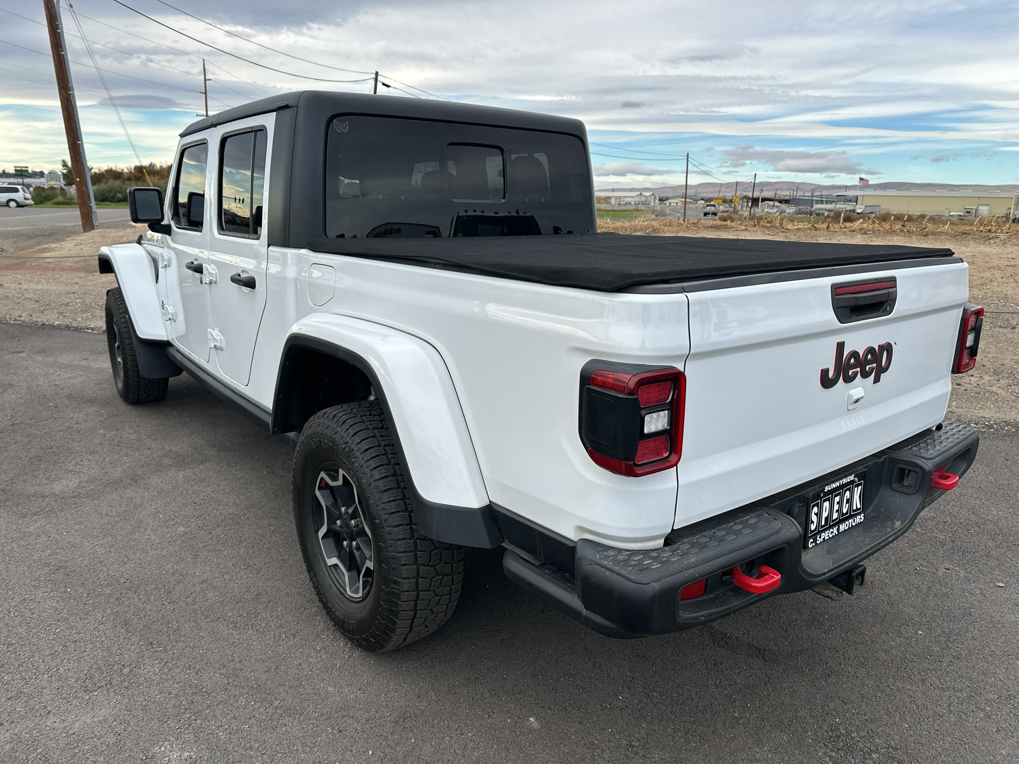 Used 2020 Jeep Gladiator Rubicon w/ Dual Top Group AWD/4WD image 3