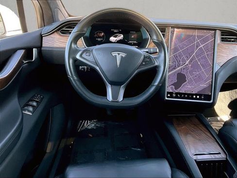 Used 2018 Tesla Model X 100D image 7