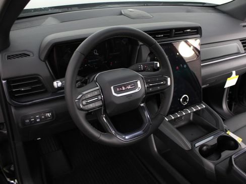 New 2027 GMC Terrain AT4 w/ Convenience Package III AWD/4WD image 7