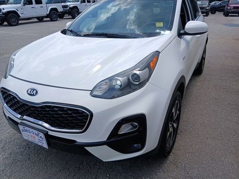 Used 2020 Kia Sportage LX AWD/4WD image 8