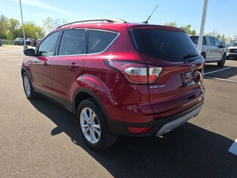 Used 2018 Ford Escape SE image 14