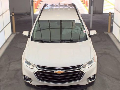 Used 2019 Chevrolet Traverse LT w/ LPO, Floor Liner Package AWD/4WD image 2