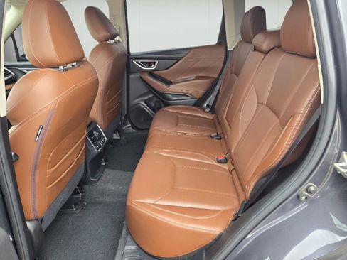 Used 2020 Subaru Forester Touring AWD/4WD image 11