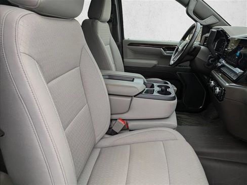 Used 2024 GMC Sierra 1500 SLE w/ X31 Off-Road Package image 28