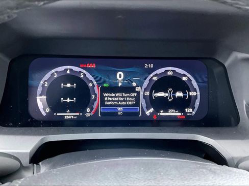 Certified 2025 Toyota Tacoma TRD Off-Road image 25