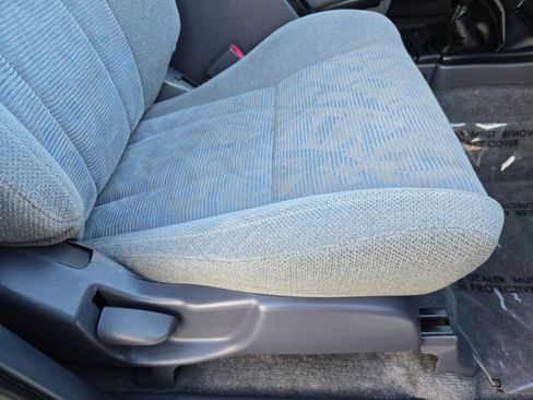 Used 2000 Toyota 4Runner SR5 image 22