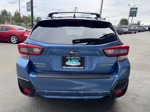 Used 2020 Subaru Crosstrek 2.0i Premium w/ Moonroof Package 1 image 4