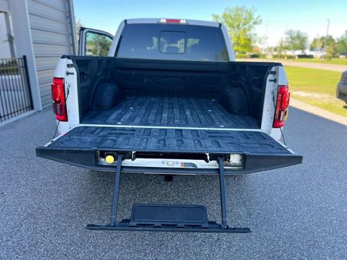 Used 2015 Ford F150 Platinum w/ Equipment Group 701A Luxury RWD image 21