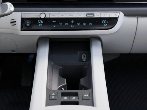 New 2025 Hyundai Ioniq 6 SEL image 16