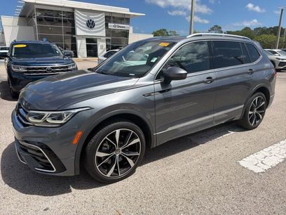 Used 2022 Volkswagen Tiguan SEL R-Line