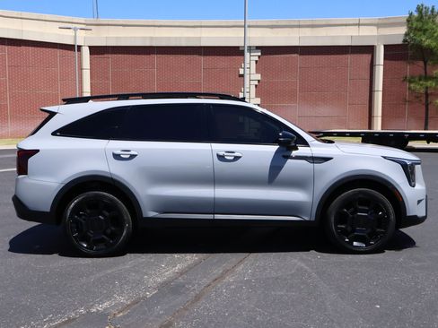 Used 2025 Kia Sorento X-Line EX AWD/4WD image 35