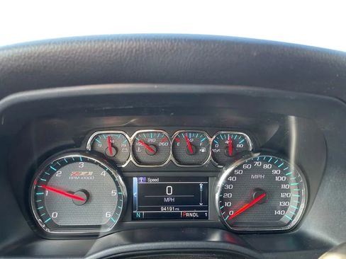 Used 2018 Chevrolet Silverado 2500 LT w/ All Star Edition image 23