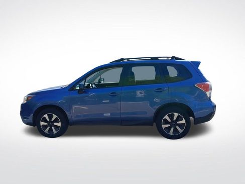 Used 2018 Subaru Forester 2.5i Premium AWD/4WD image 4