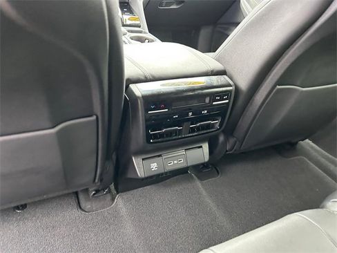 Used 2024 Acura MDX SH-AWD image 15