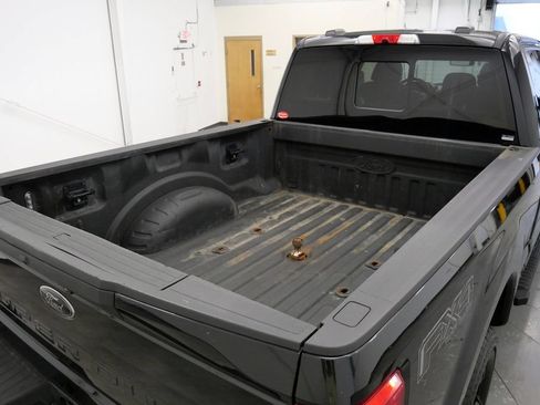 Used 2022 Ford F250 Lariat w/ Black Appearance Package AWD/4WD image 43