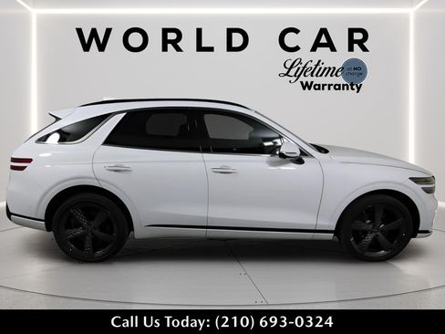 Used 2025 Genesis GV70 3.5T Sport w/ Sport Prestige Package AWD/4WD image 2