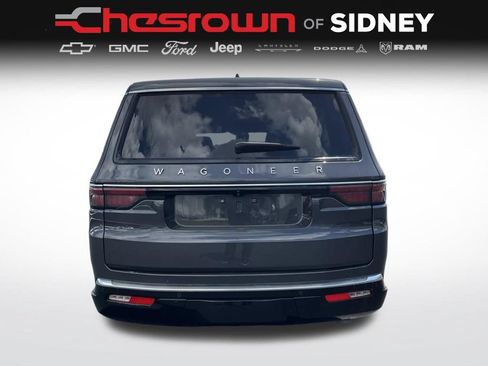 Used 2025 Jeep Wagoneer L 4WD w/ HD Trailer Tow Package image 6