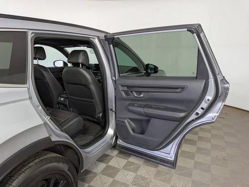 Used 2025 Honda CR-V Sport-L image 34