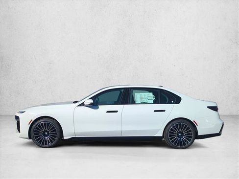 New 2026 BMW i7 xDrive60 w/ M Sport Package RWD image 5