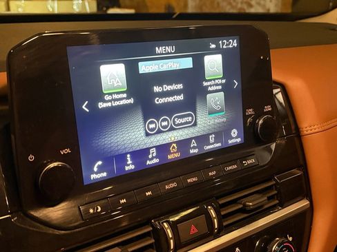 Used 2024 Nissan Pathfinder Platinum w/ Cargo Package image 23