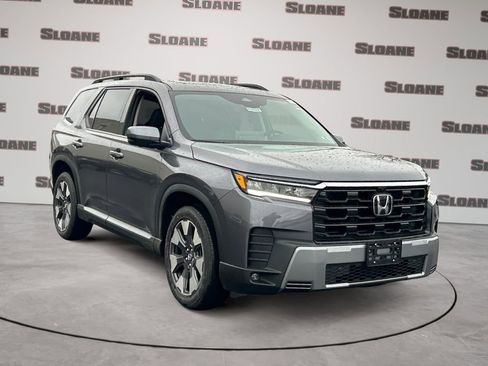 New 2026 Honda Pilot Touring image 7