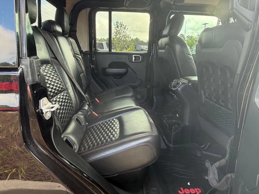 Used 2021 Jeep Gladiator Rubicon w/ Safety Group AWD/4WD image 46