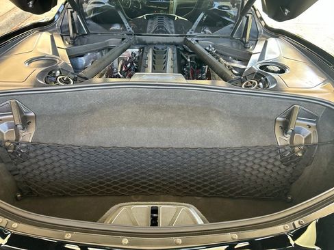 Used 2024 Chevrolet Corvette Stingray Preferred Cpe w/ Z51 Performance Package RWD image 8