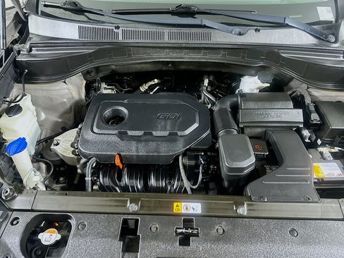 Used 2018 Hyundai Santa Fe Sport w/ 2.4L Value Package 02 FWD image 31