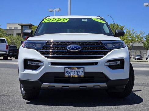 Certified 2023 Ford Explorer XLT w/ Equipment Group 202A AWD/4WD image 2