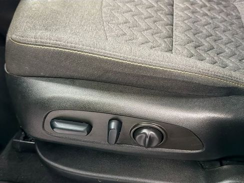 Certified 2022 Chevrolet Equinox LT image 18