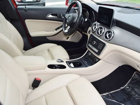 Used 2018 Mercedes-Benz GLA 250 image 20