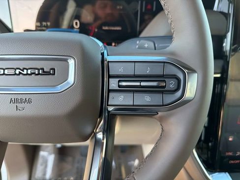 New 2026 GMC Yukon Denali image 27