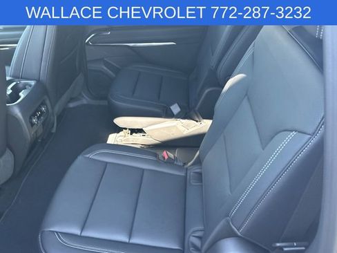 Certified 2026 Chevrolet Traverse LT w/ Driver Confidence Package image 12