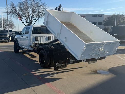 Used 2022 RAM 5500 Tradesman w/ Safety Group image 4