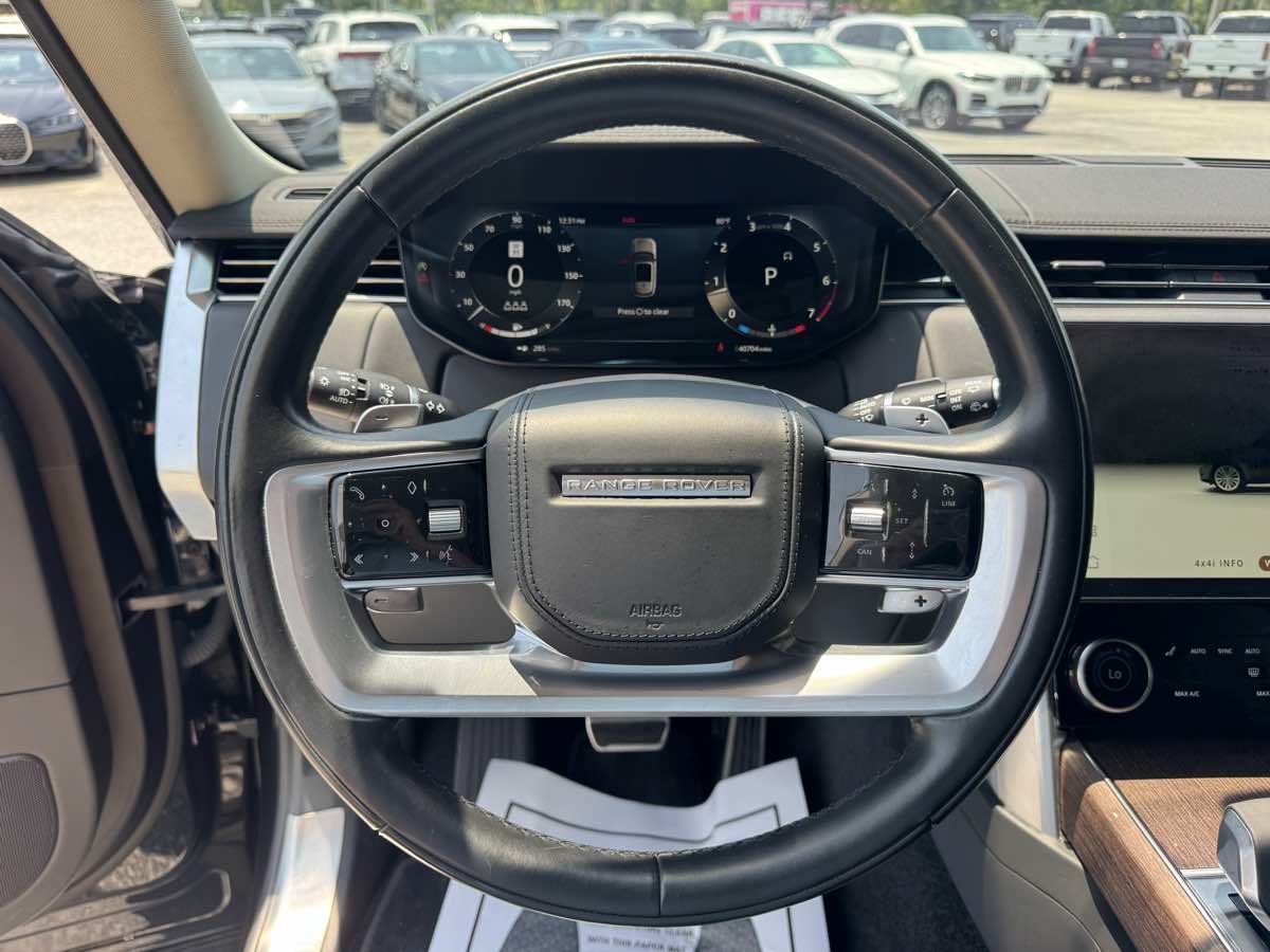 Used 2023 Land Rover Range Rover SE AWD/4WD image 17