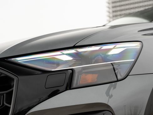 New 2026 Audi Q8 Premium Plus image 36