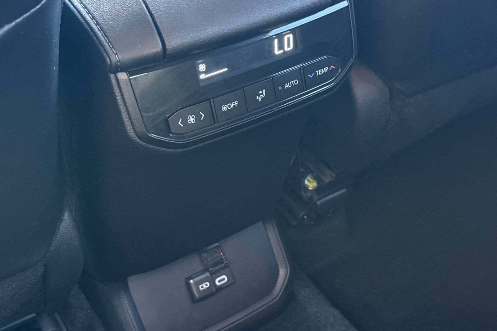 Certified 2026 Toyota Highlander XLE AWD/4WD image 45