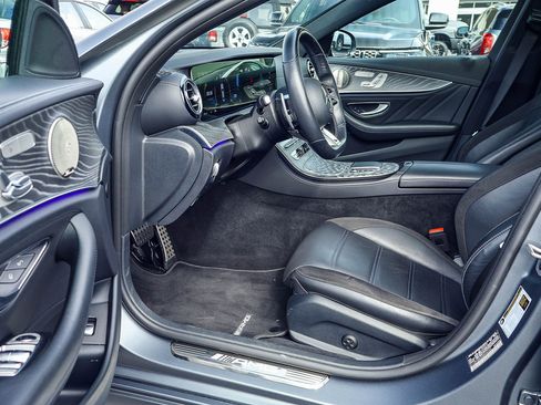 Used 2022 Mercedes-Benz E 53 AMG 4MATIC Sedan image 2