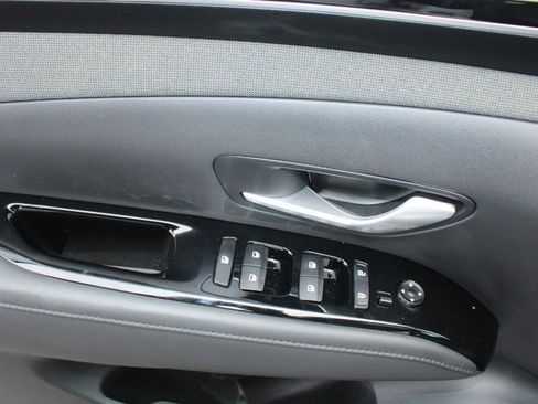 Used 2024 Hyundai Santa Cruz Limited image 10