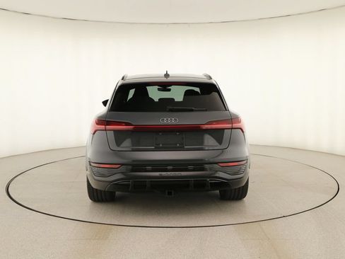 Certified 2024 Audi SQ8 e-tron Premium Plus w/ Black Optic Package AWD/4WD image 5