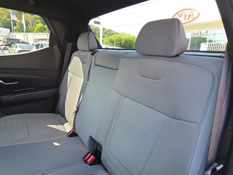Used 2024 Hyundai Santa Cruz SEL AWD/4WD image 20